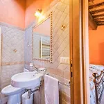 Alojamento de Turismo Rural Borgo Struginati Doglio (Perugia)